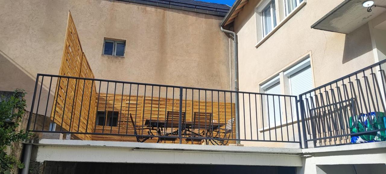 Lodge Loupau Maga Bagneres-de-Luchon ภายนอก รูปภาพ