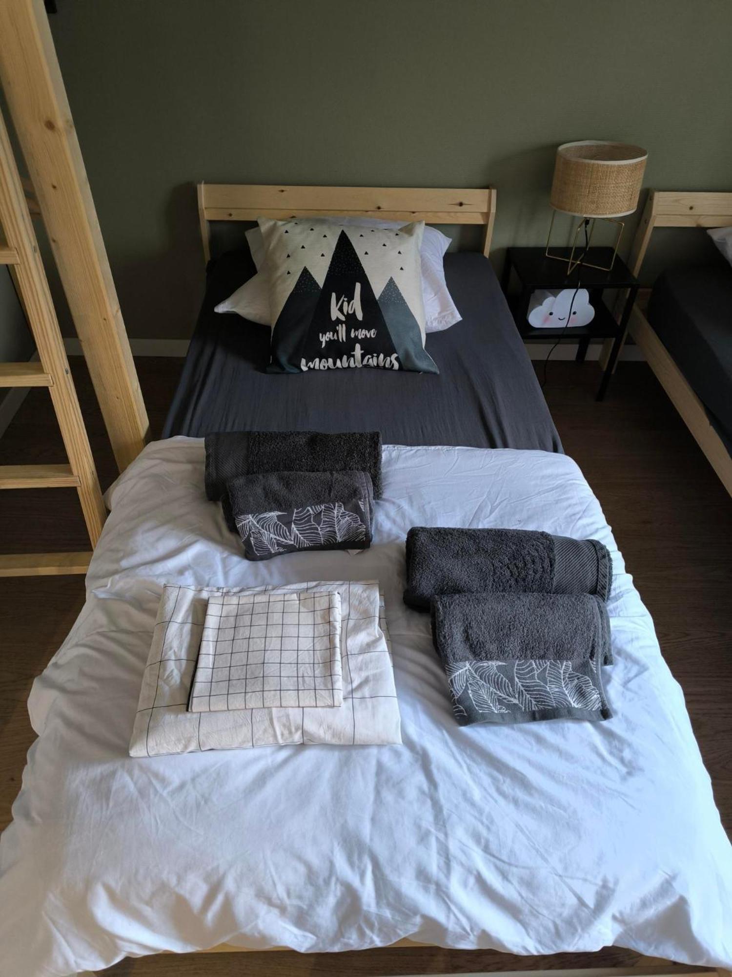 Lodge Loupau Maga Bagneres-de-Luchon ภายนอก รูปภาพ