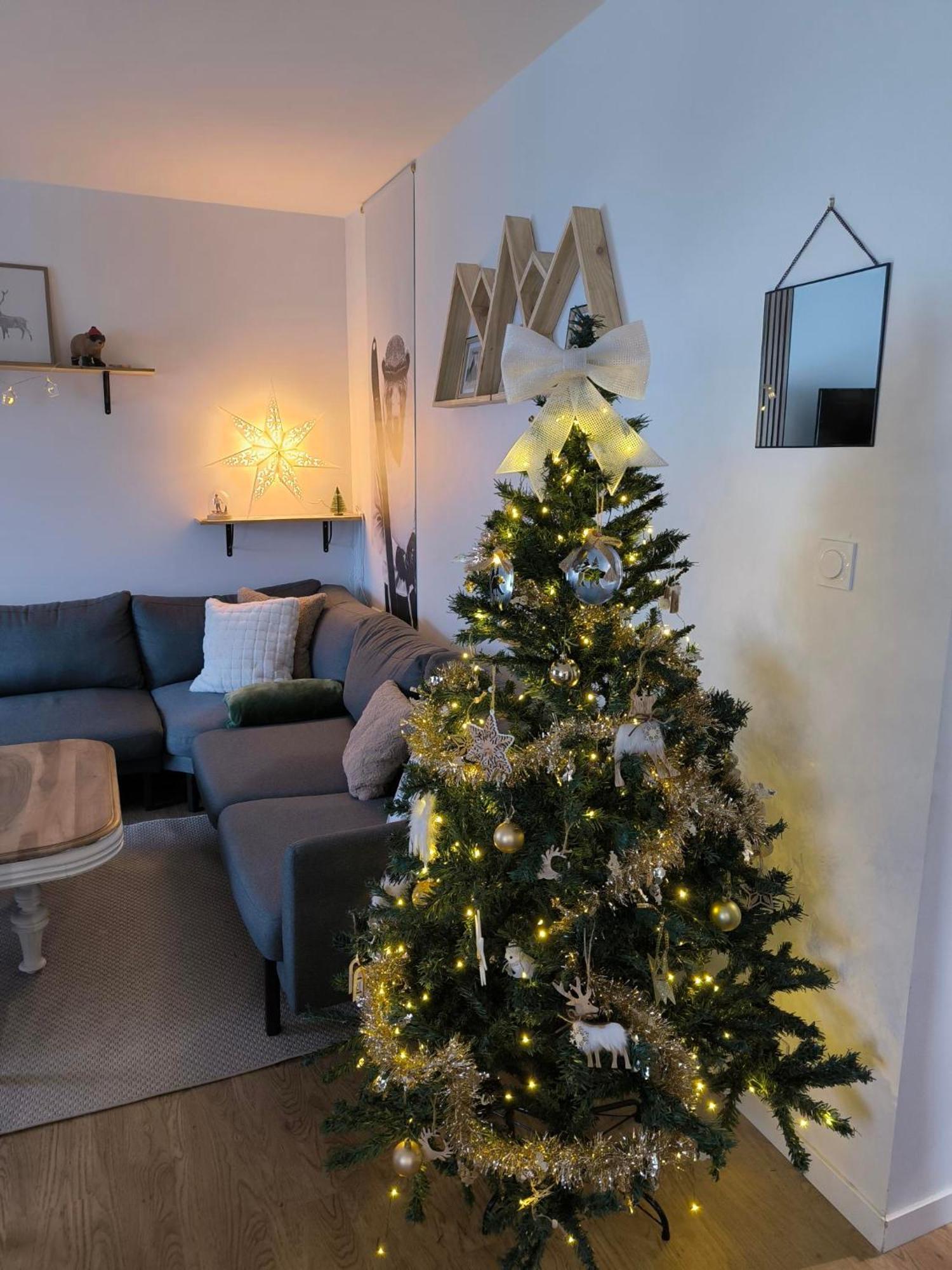 Lodge Loupau Maga Bagneres-de-Luchon ภายนอก รูปภาพ