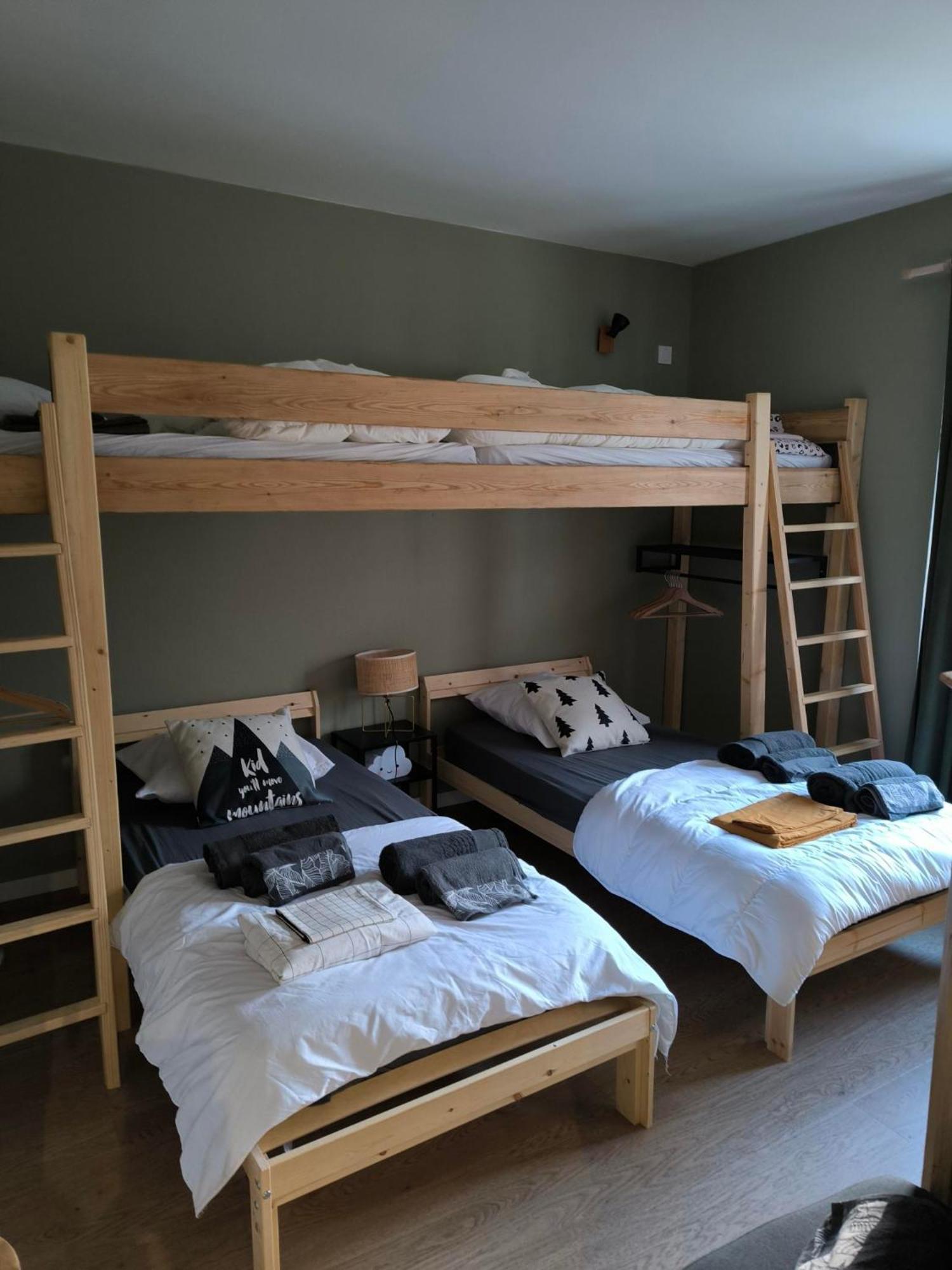 Lodge Loupau Maga Bagneres-de-Luchon ภายนอก รูปภาพ